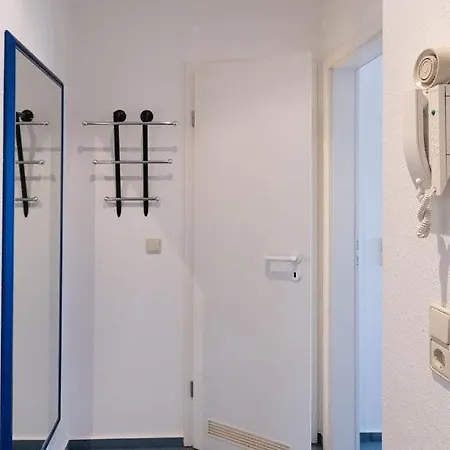 Апартаменты Monteurunterkunft Lutzen